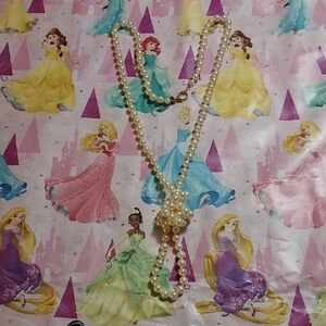 Vintage Pearl Bead Necklace with Knotted Cluster Pendant - Cream/Gold Accent.